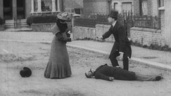 An Extraordinary Cab Accident (1903) Walter R. Booth, Robert W. Paul 14 An Extraordinary Cab Accident